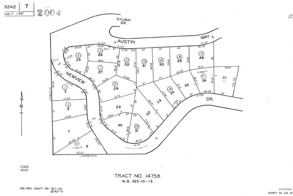 18155 Newview Dr, Lake Hughes, CA 93532