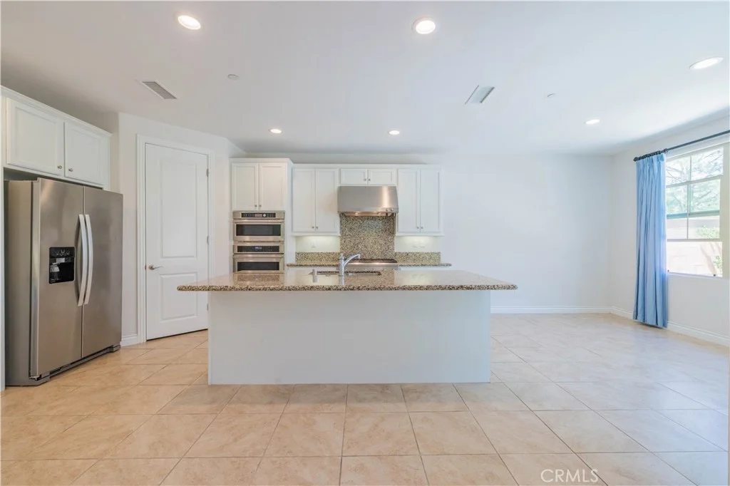 222 Gaspar, Irvine, CA 92618 photo 3