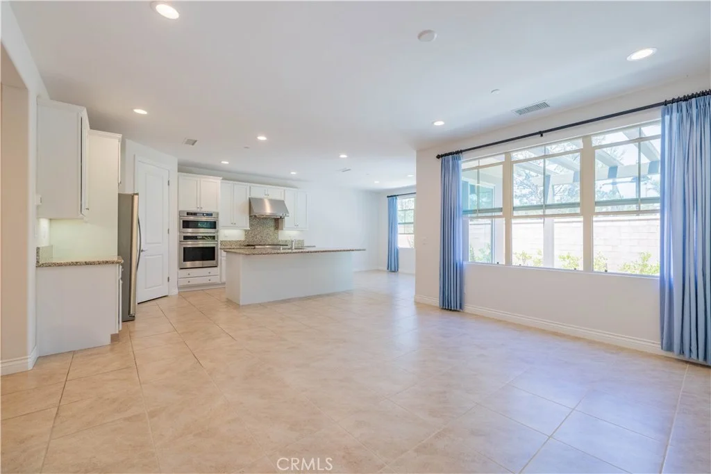 222 Gaspar, Irvine, CA 92618 photo 5