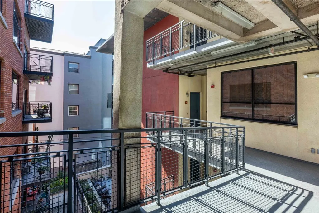 Additional image 60 of 835 Locust Avenue Unit 419, Long Beach, CA 90813