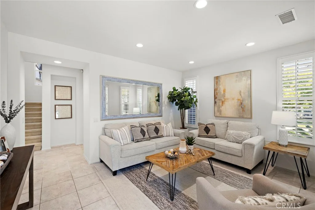 63 Tuberose St, Ladera Ranch, CA 92694 photo 4