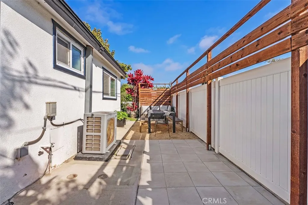 Additional image 32 of 195 Broadway, Costa Mesa, CA 92627