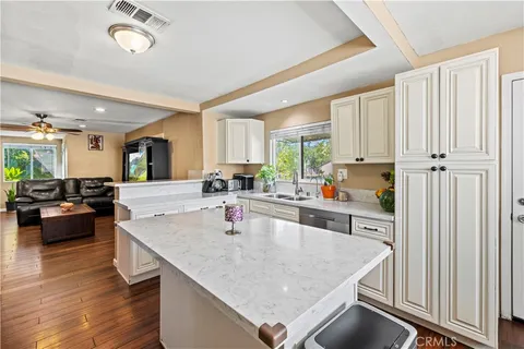 5139 San Rafael Avenue, Los Angeles, CA MLS: SR25075354