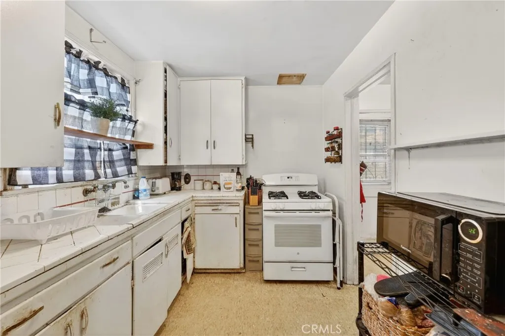 Additional image 10 of 2211 Amherst Ave, Los Angeles, CA 90064