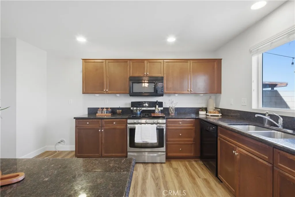 Additional image 11 of 44640 Driftwood St, Lancaster, CA 93535