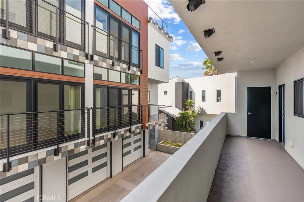 215 Oceanside Blvd Unit 3, Oceanside, CA 92054