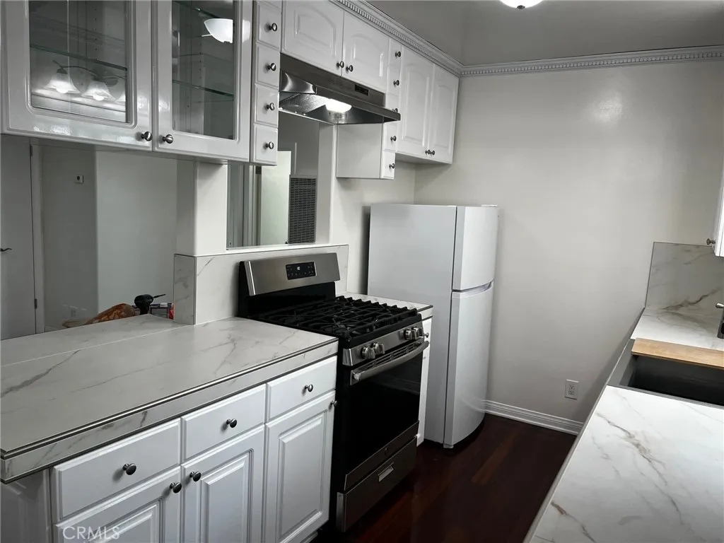 Additional image 30 of 323 S Francisca Ave, Redondo Beach, CA 60277