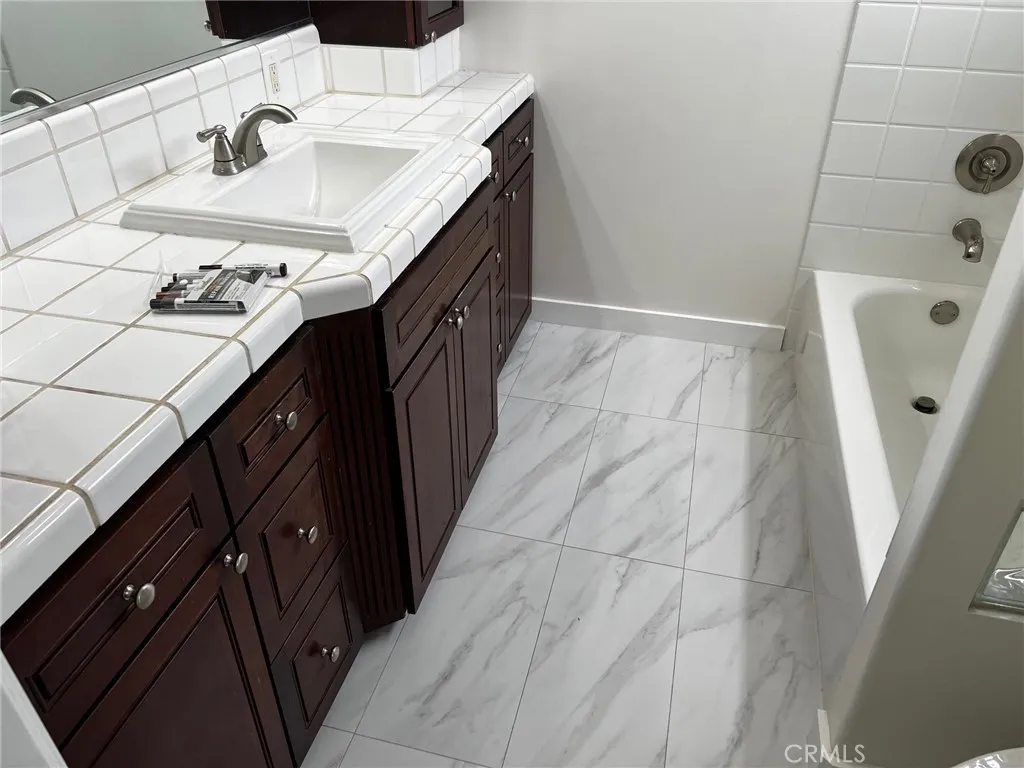 Additional image 4 of 323 S Francisca Ave, Redondo Beach, CA 60277