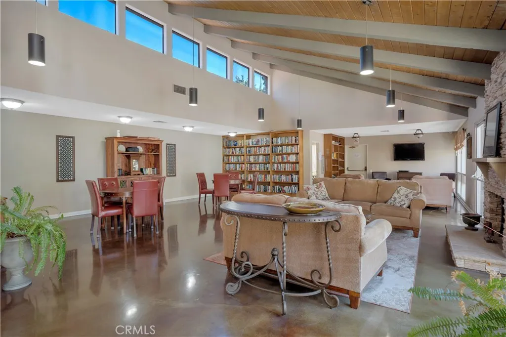 Additional image 44 of 291 Sequoia Court Unit 13, Thousand Oaks, CA 91360