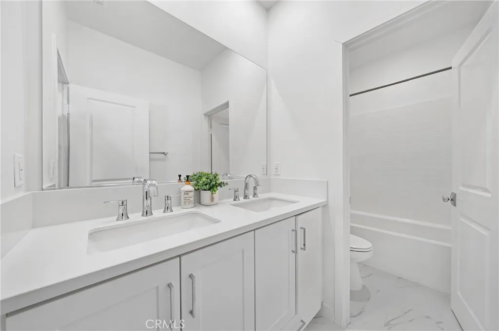 Additional image 77 of 1090 North Anaheim Boulevard Unit 1, Anaheim, CA 92801