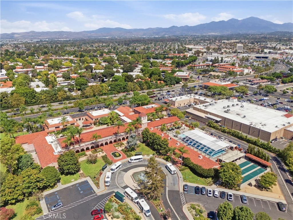 498 Avenida Sevilla Unit C, Laguna Woods, CA 92637
