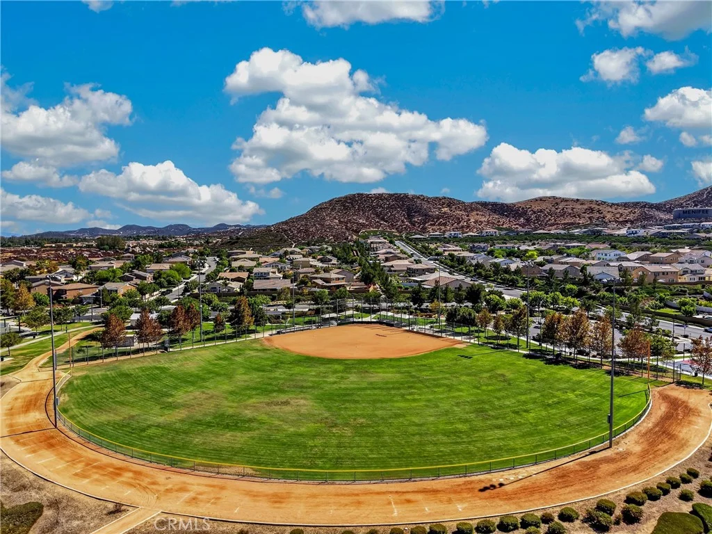 24411 Trailblazer Ln, Menifee, CA 92584