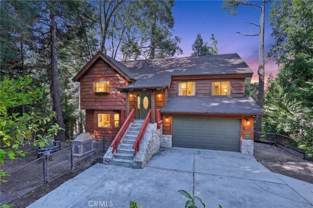 279 S Cumberland Dr, Lake Arrowhead, CA 92352