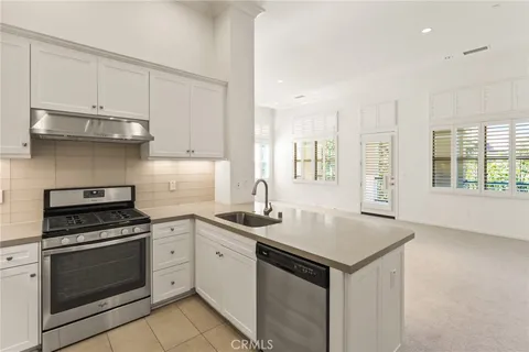 80 Mayfair, Irvine, CA MLS: PW25065652