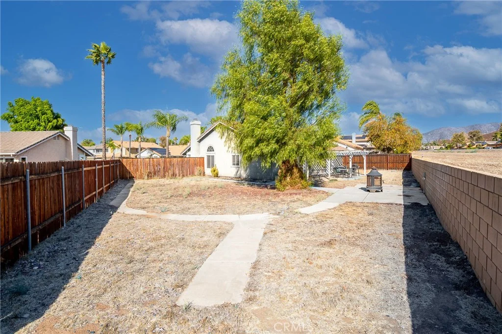 27738 Via Real, Romoland, CA 92585