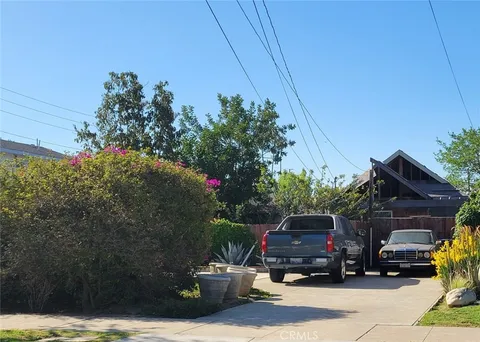 620 Virginia Avenue, Santa Ana, CA MLS: PW25080595