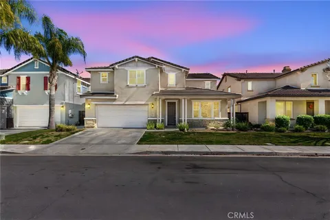 34106 San Sebastian Avenue, Murrieta, CA 92563 - MLS#: SW25023010