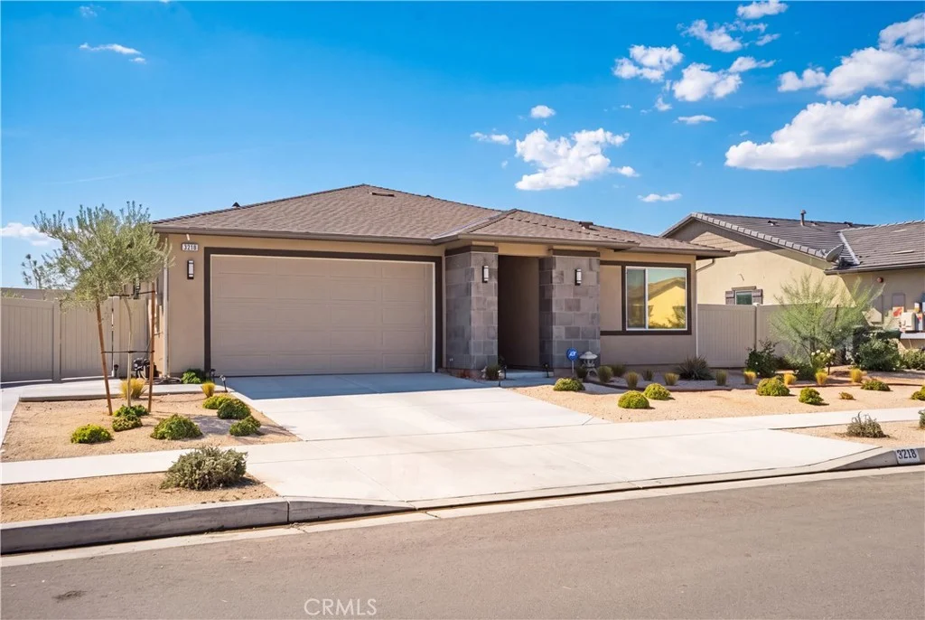 3218 Garnet, Lancaster, CA 93535 photo 2