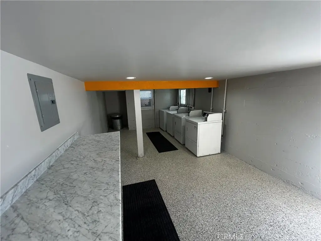 Additional image 12 of 2722 E Wall Street Unit C-D, Signal Hill, CA 90755
