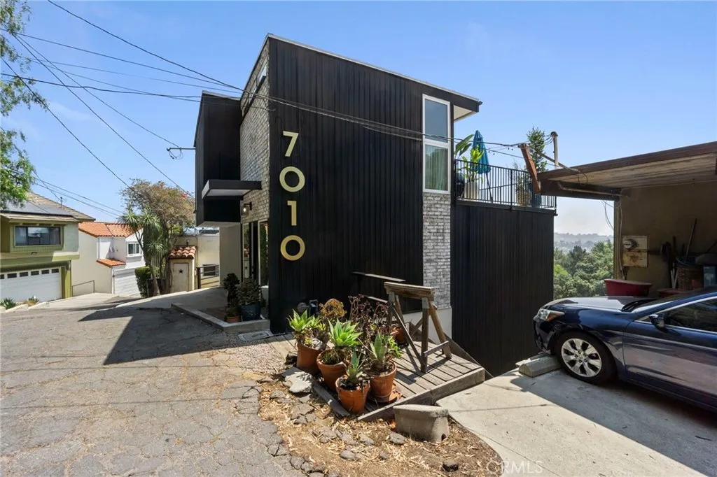 Additional image 66 of 7010 Loyal Trail, Los Angeles, CA 90068