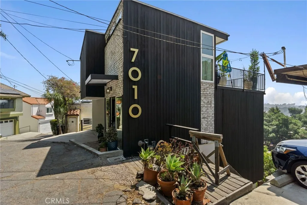 Additional image 64 of 7010 Loyal Trail, Los Angeles, CA 90068