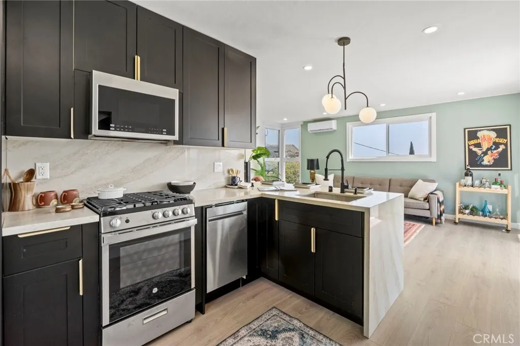 Additional image 78 of 7010 Loyal Trail, Los Angeles, CA 90068