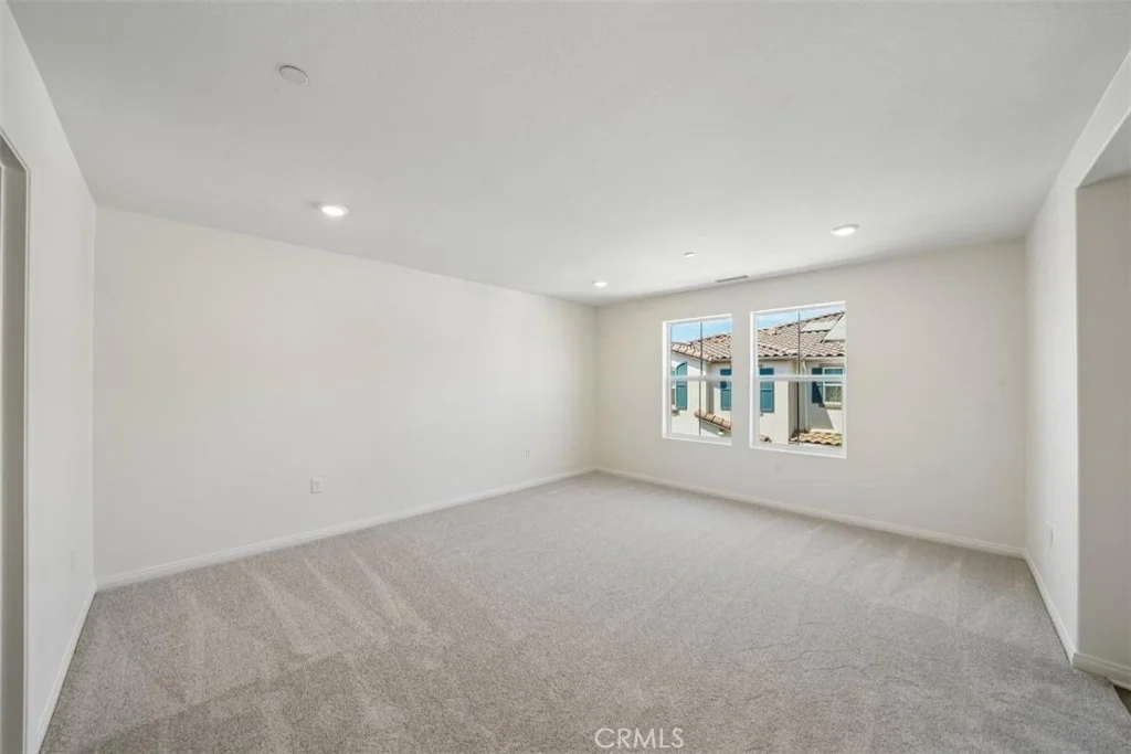 4271 E Carmel Privado, Ontario, CA 91761