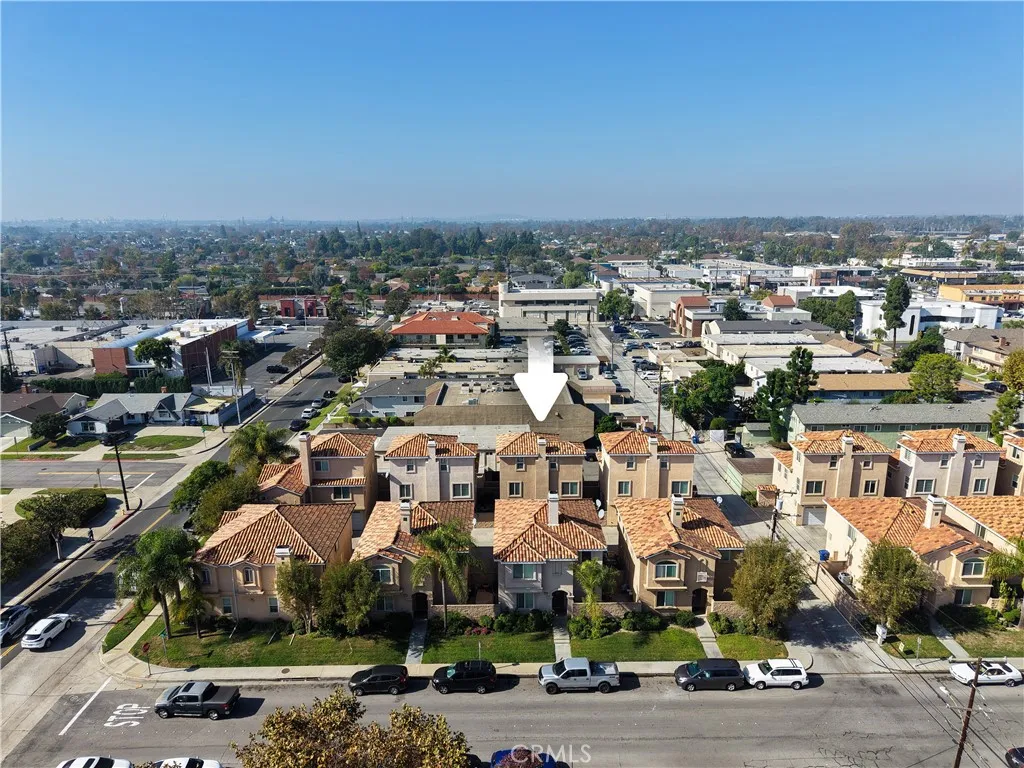 Property image for 3645 Farquhar Ave, Los Alamitos, CA 90720