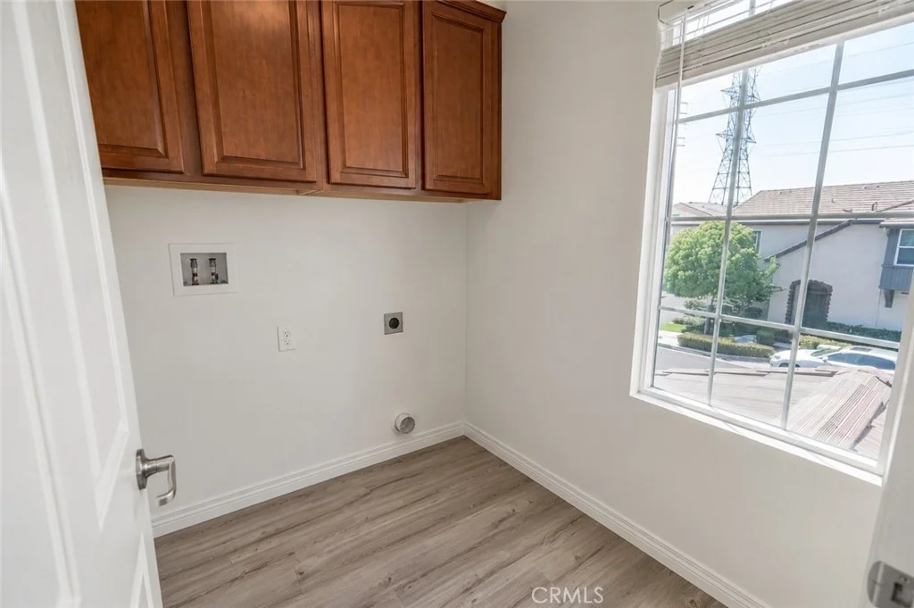 28267 N Via Sonata Drive, Valencia, CA 91354