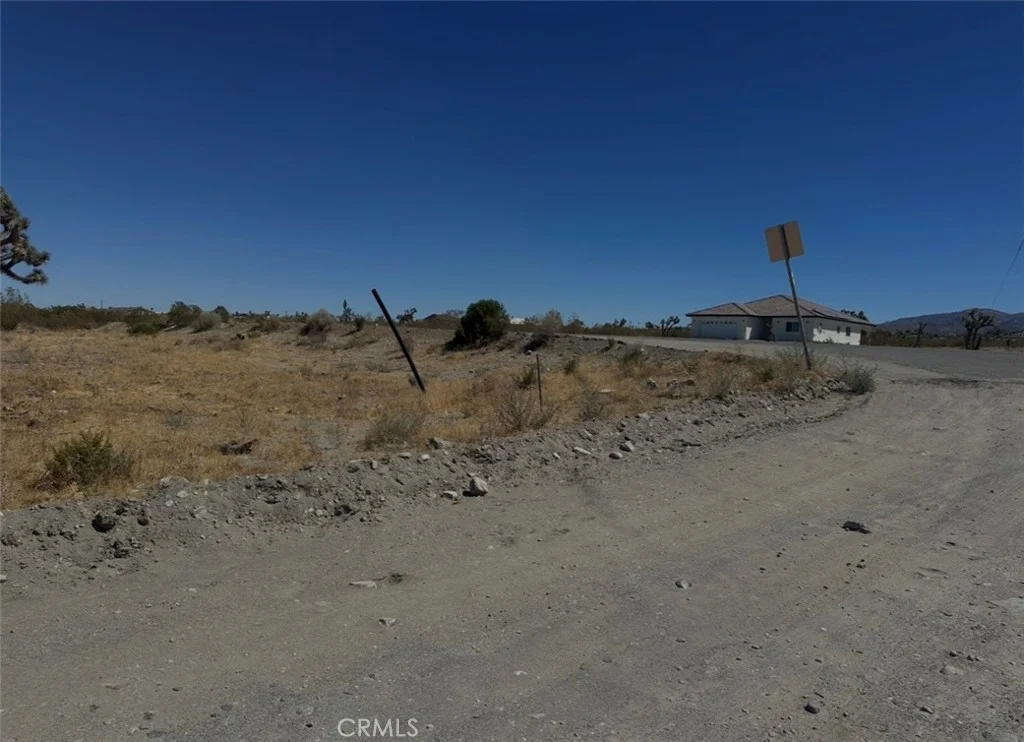 Bear Valley Road, Pinon Hills, CA 92372
