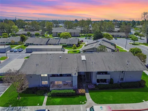 8866 Tulare Drive Unit 301C, Huntington Beach, CA MLS: CV25081230
