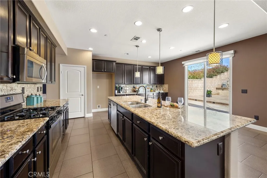 Additional image 88 of 15996 Cascade Dr, Fontana, CA 92336