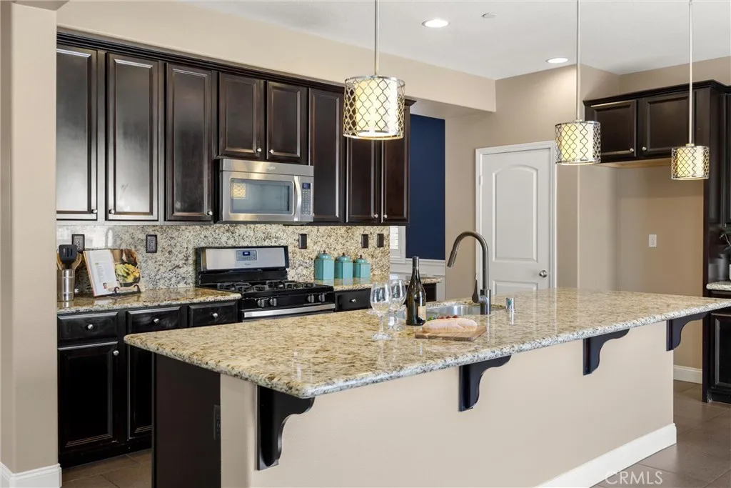 Additional image 85 of 15996 Cascade Dr, Fontana, CA 92336