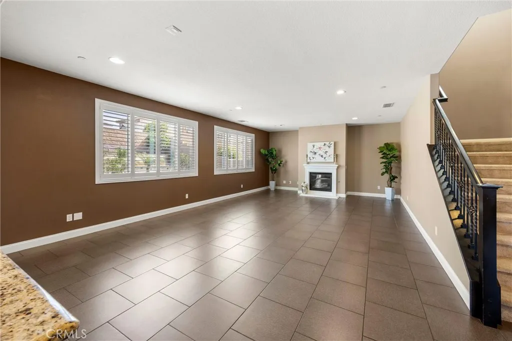 Additional image 91 of 15996 Cascade Dr, Fontana, CA 92336