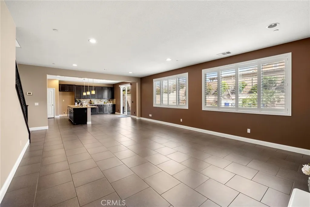 Additional image 96 of 15996 Cascade Dr, Fontana, CA 92336