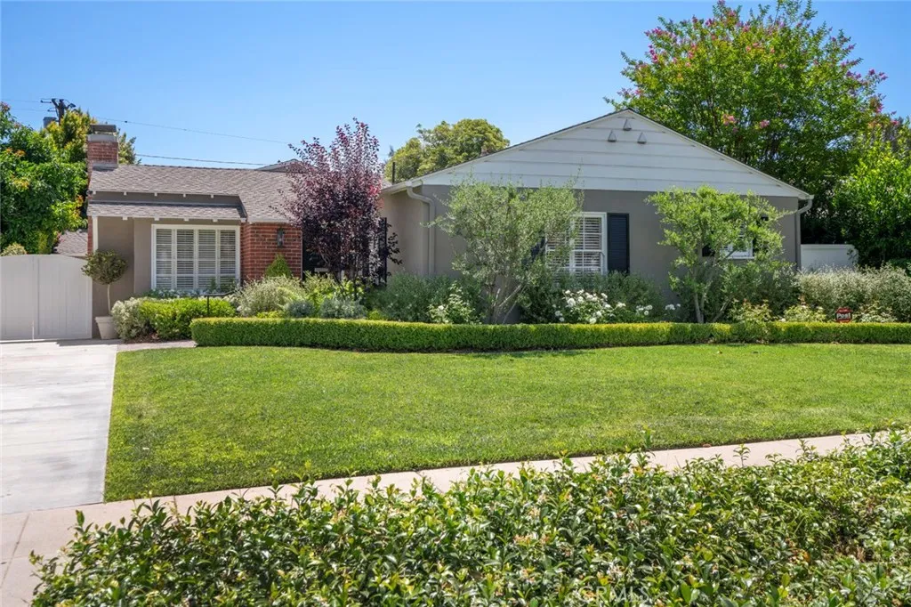 4420 Arcola Avenue, Toluca Lake, CA 91602