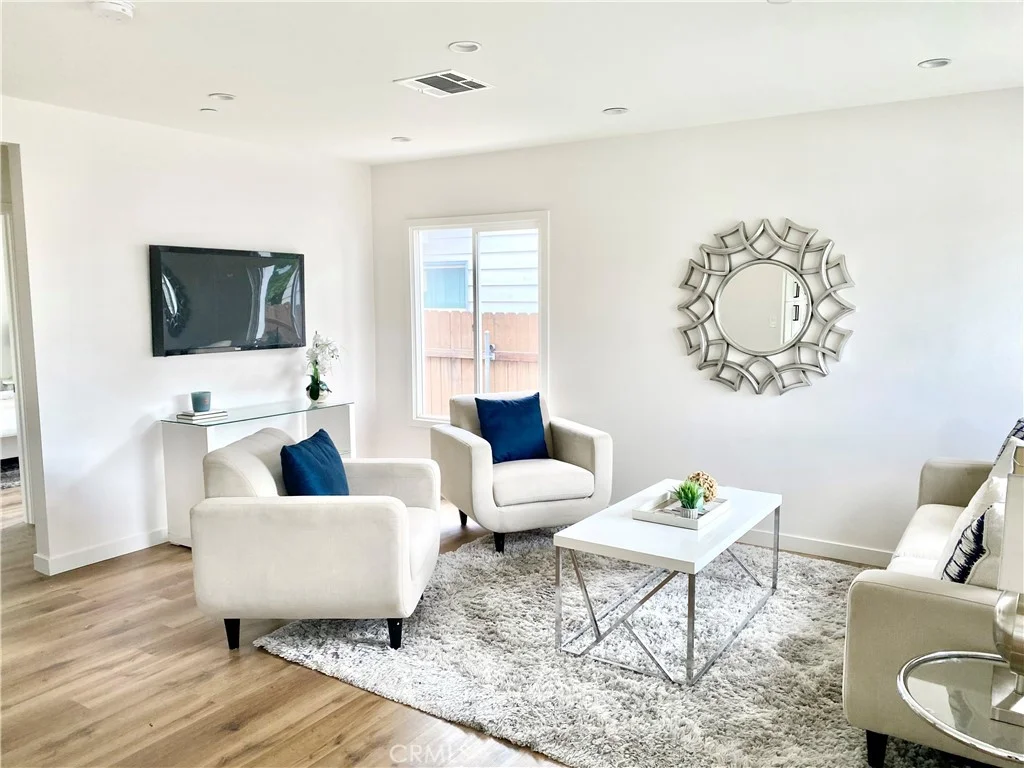 7512 Balboa Boulevard, Van Nuys, CA 91406 photo 5