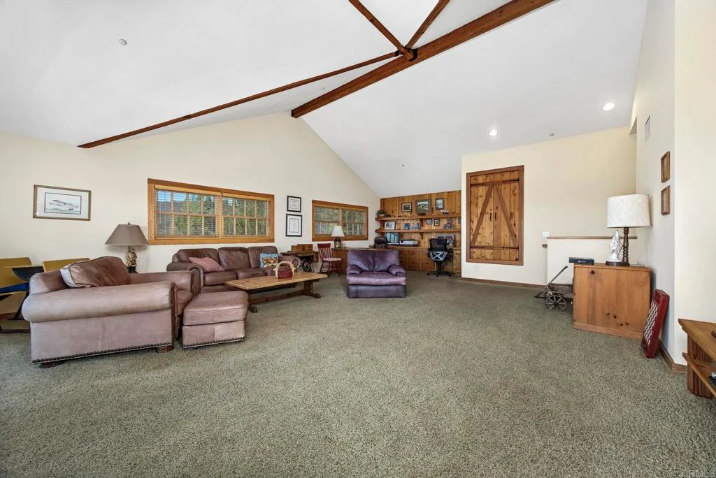 19050 Via Cuesta, Ramona, CA 92065