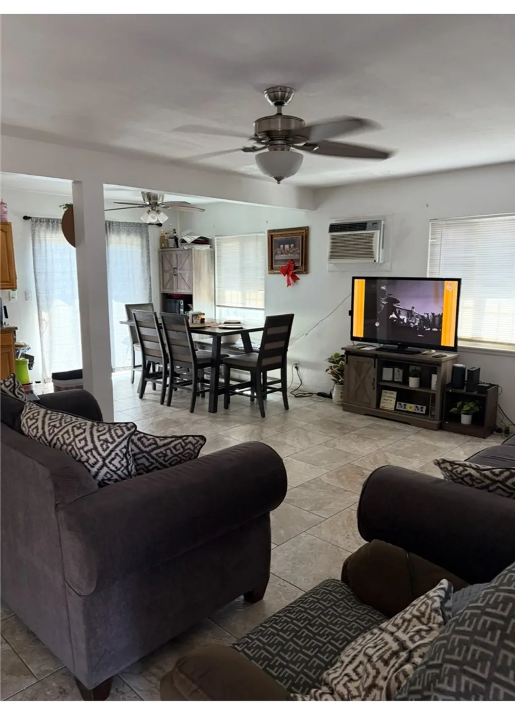 Additional image 9 of 3537 Conejo Dr, San Bernardino, CA 92404