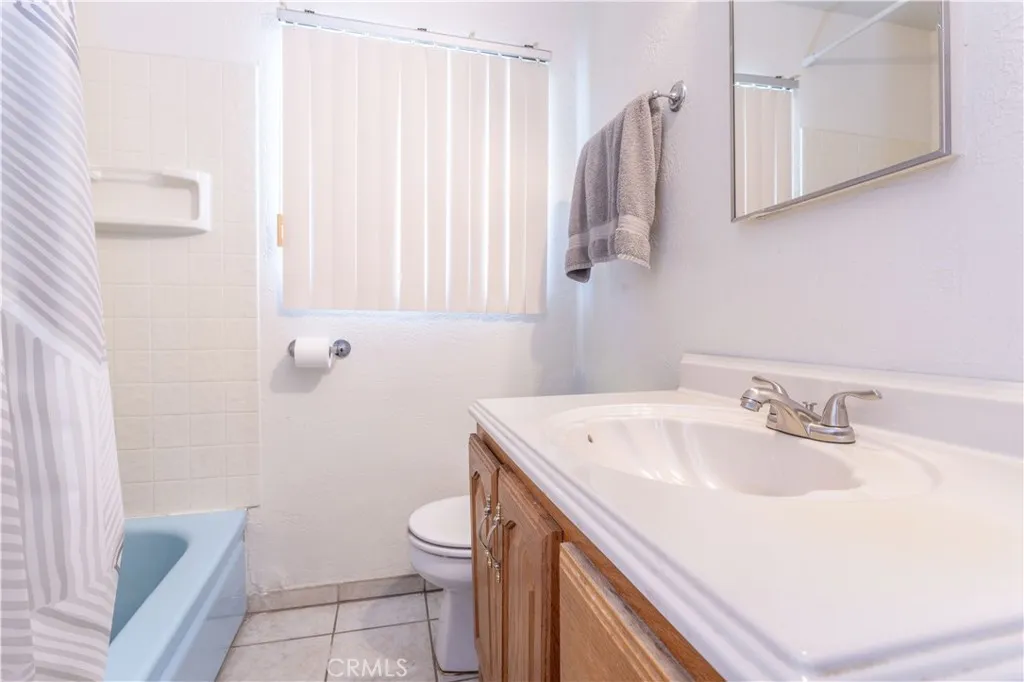 Additional image 44 of 10118 Telfair Ave, Pacoima, CA 91331