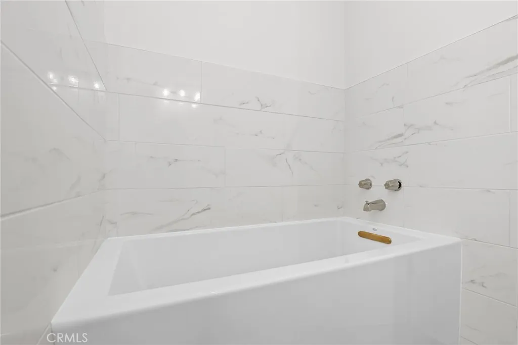 Additional image 47 of 1228 14th Street Unit 103, Santa Monica, CA 90404
