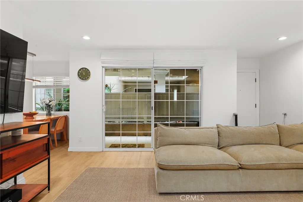 Additional image 4 of 1228 14th Street Unit 103, Santa Monica, CA 90404