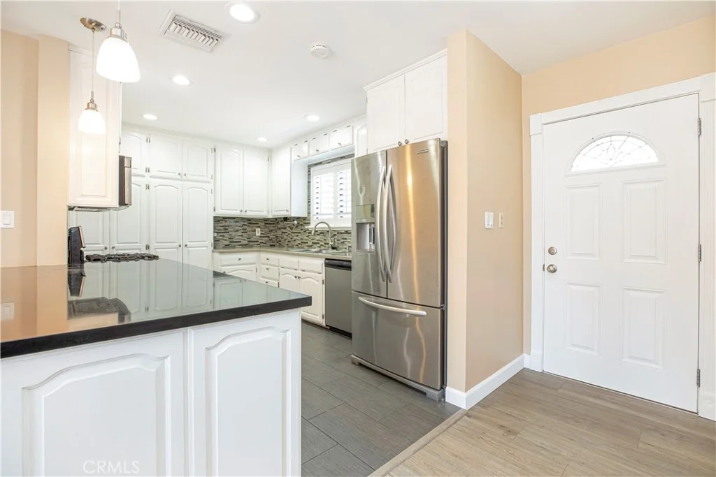 Additional image 5 of 10207 Collett Ave, North Hills, CA 91343