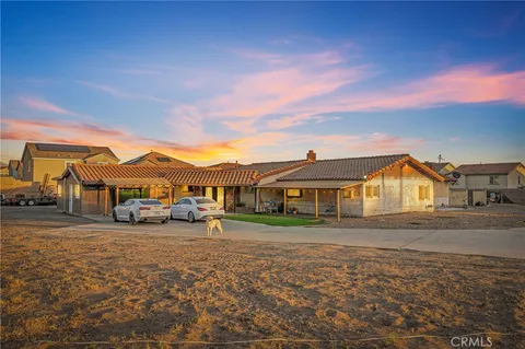 851 S Acacia Ave, Rialto, CA MLS: CV24248339