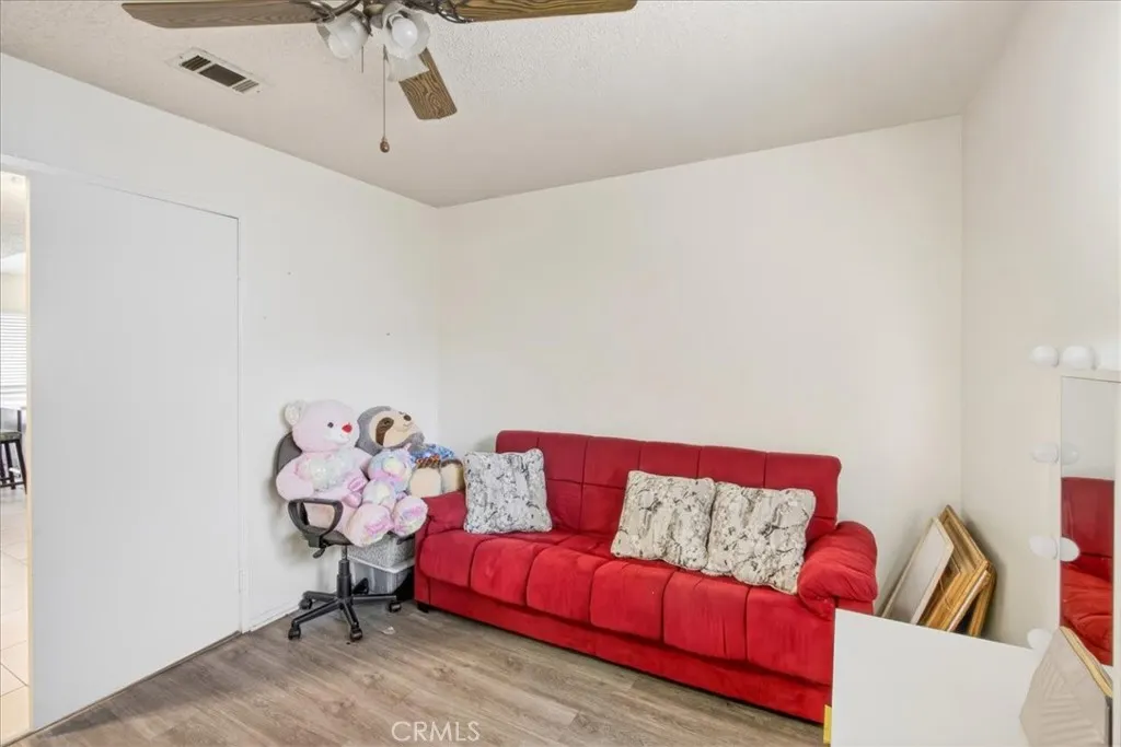 Additional image 25 of 697 S Smoketree Ave, Bloomington, CA 92316