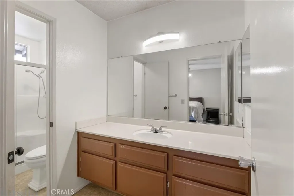 Additional image 36 of 697 S Smoketree Ave, Bloomington, CA 92316