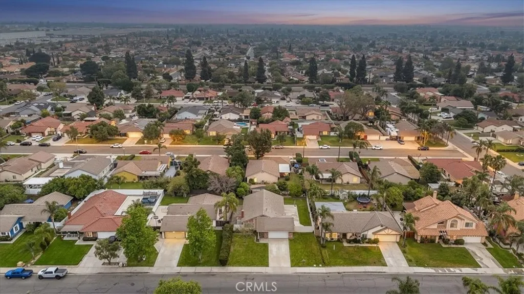 Additional image 89 of 697 S Smoketree Ave, Bloomington, CA 92316