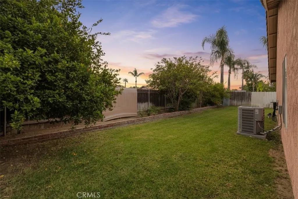 Additional image 92 of 697 S Smoketree Ave, Bloomington, CA 92316