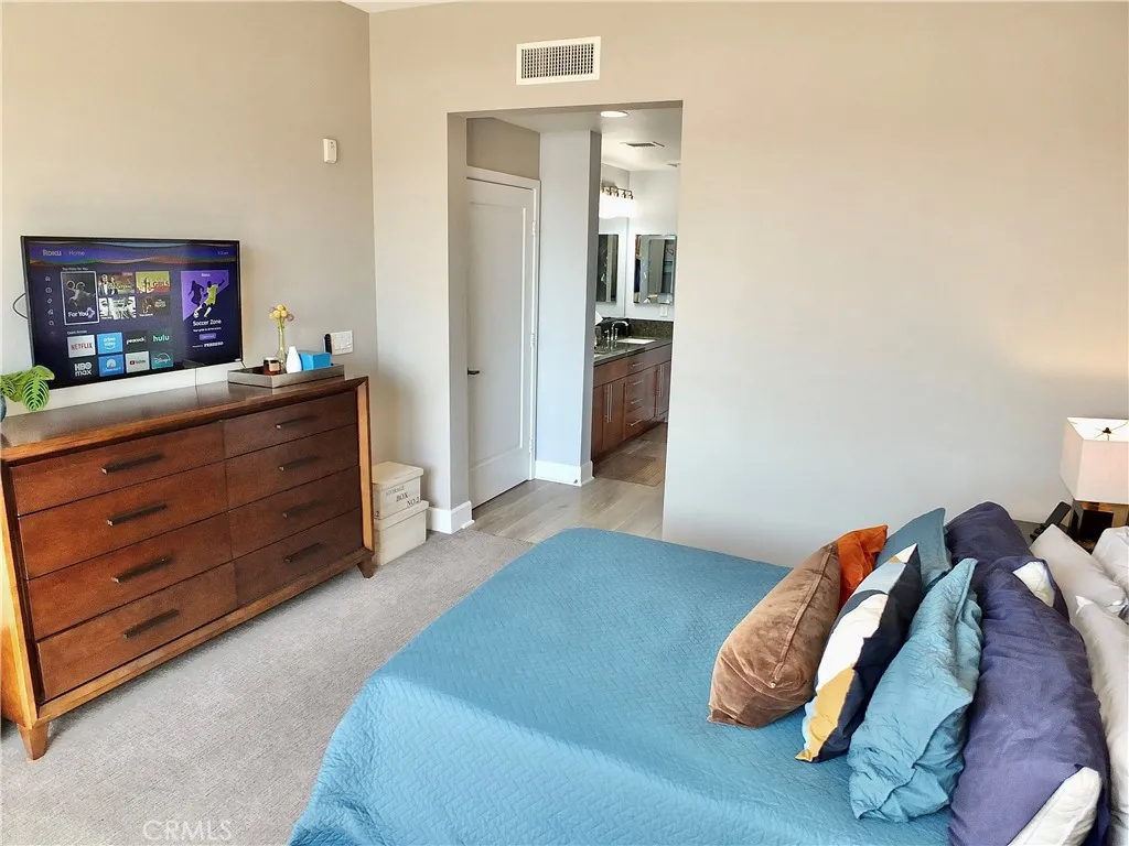 Additional image 48 of 300 E 4th St Unit 215, Long Beach, CA 90802