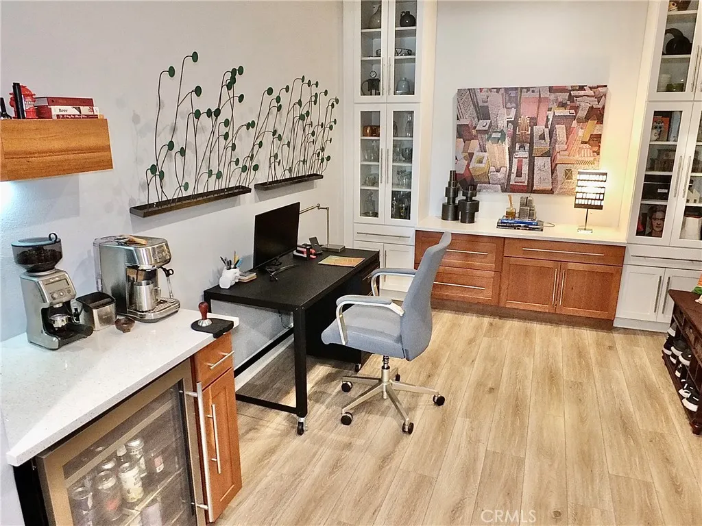 Additional image 42 of 300 E 4th St Unit 215, Long Beach, CA 90802